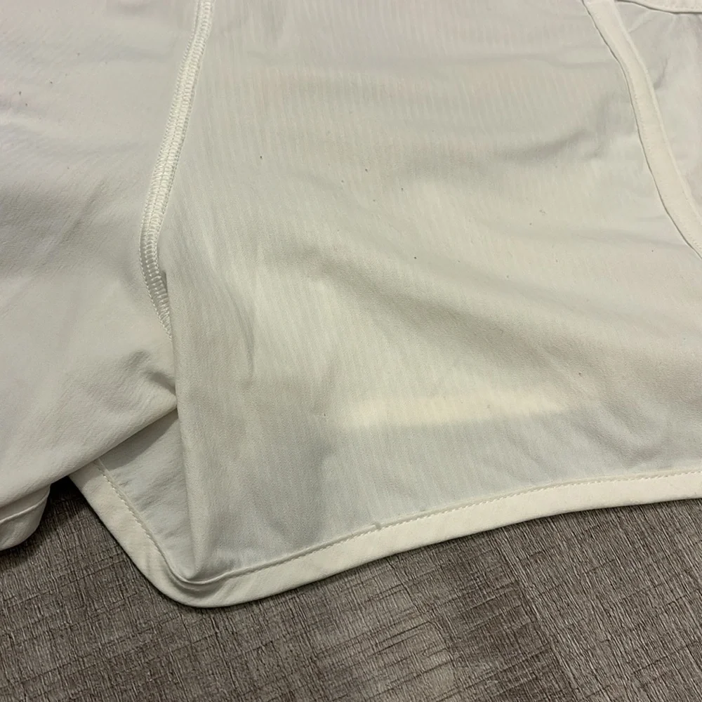 lululemon white tracker shorts
